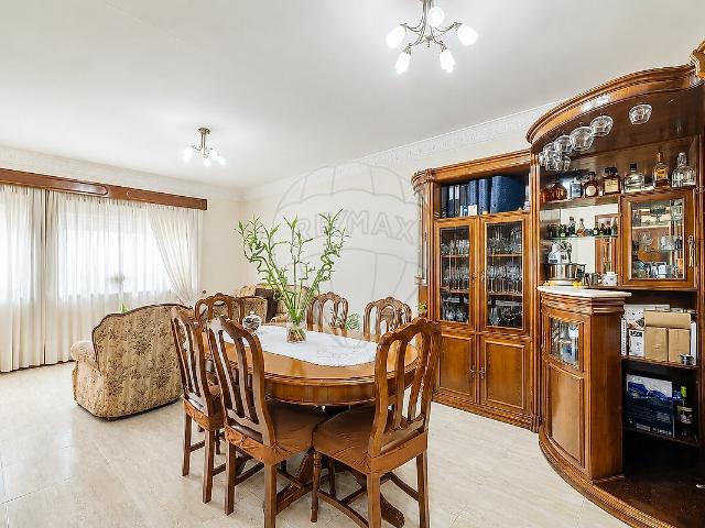 Apartamento T3 à venda em Castêlo da Maia, Maia RE/MAX Portugal