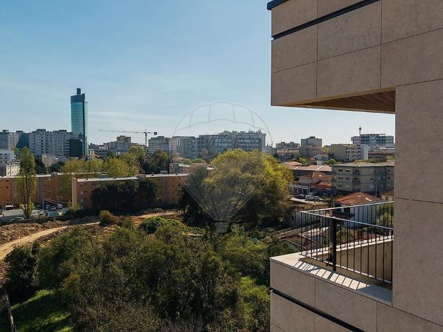Apartamento T3 à venda em Cidade da Maia, Maia RE/MAX Portugal