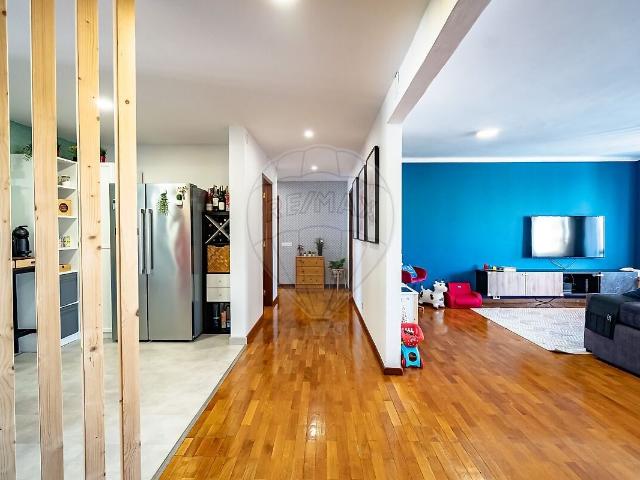 Apartamento T3 à venda em Coimbra Sé Nova, Santa Cruz, Almedina e São Bartolomeu, Coimbra RE/MAX Portugal
