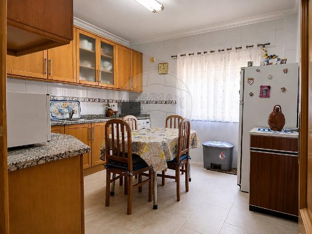 Apartamento T3 à venda em Covilhã e Canhoso, Covilhã RE/MAX Portugal