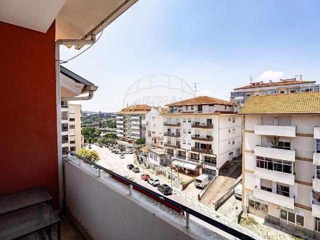 Apartamento T3 à venda em Eiras e São Paulo de Frades, Coimbra RE/MAX Portugal