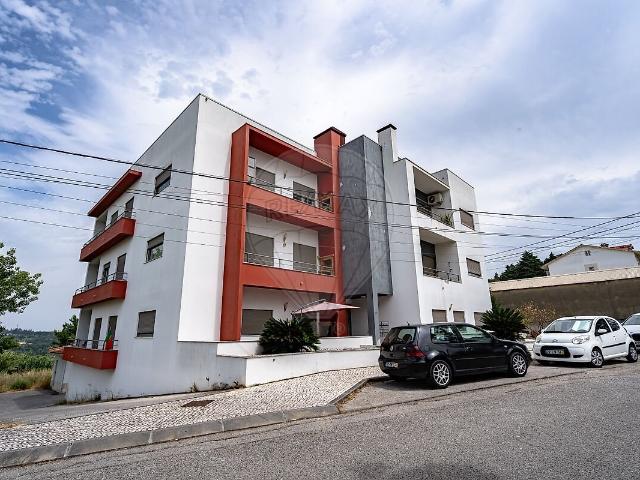 Apartamento T3 à venda em Eiras e São Paulo de Frades, Coimbra RE/MAX Portugal