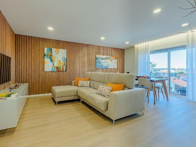 Apartamento T3 à venda em Esmoriz, Ovar RE/MAX Portugal