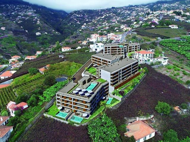 Apartamento T3 à venda em Estreito Câmara de Lobos, Câmara de Lobos RE/MAX Portugal