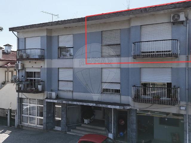 Apartamento T3 à venda em Felgueiras