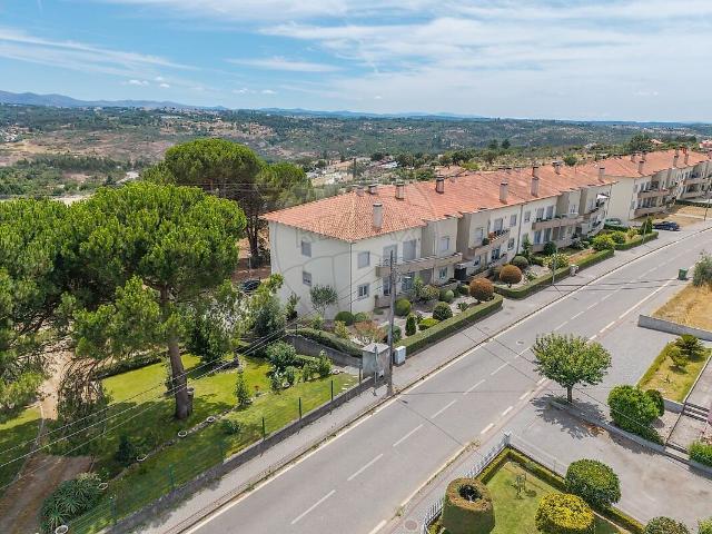 Apartamento T3 à venda em Lagares da Beira, Oliveira do Hospital RE/MAX Portugal