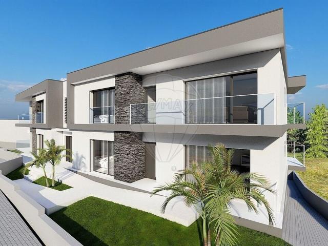 Apartamento T3 à venda em Leiria