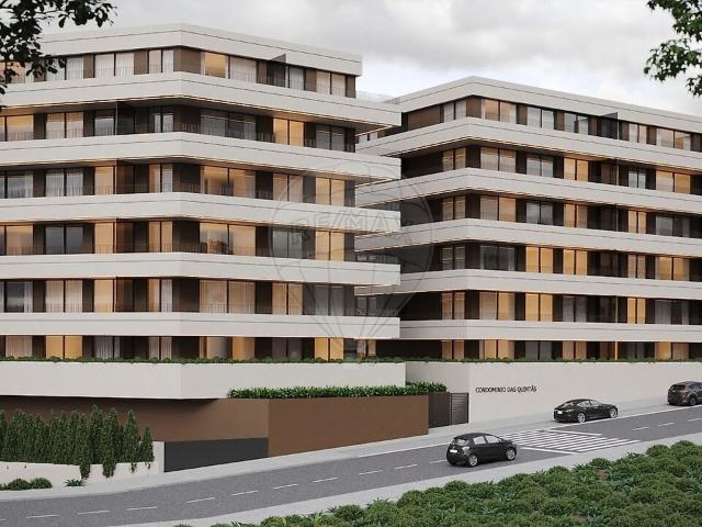 Apartamento T3 à venda em Paços de Ferreira, Paços de Ferreira RE/MAX Portugal