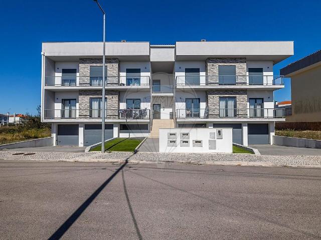 Apartamento T3 à venda em Pataias e Martingança, Alcobaça RE/MAX Portugal
