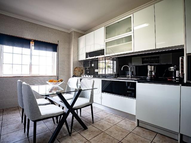 Apartamento T3 à venda em Poiares Santo André, Vila Nova de Poiares RE/MAX Portugal