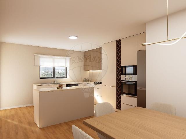 Apartamento T3 à venda em Porto de Mós São João Baptista e São Pedro, Porto de Mós RE/MAX Portugal