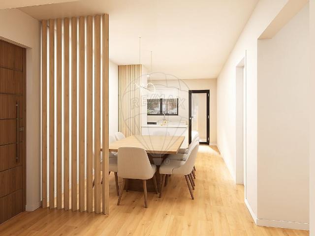 Apartamento T3 à venda em Porto de Mós São João Baptista e São Pedro, Porto de Mós RE/MAX Portugal