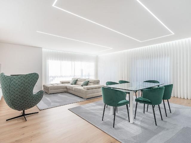 Apartamento T3 à venda em Póvoa de Varzim, Beiriz e Argivai, Póvoa de Varzim RE/MAX Portugal