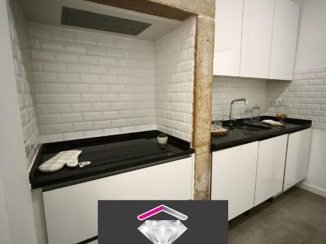 Apartamento T3 à venda em Rua Manuel Múrias 16, Lisboa