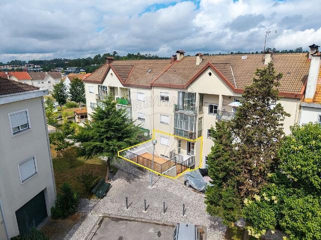 Apartamento T3 à venda em Ranhados, Viseu RE/MAX Portugal