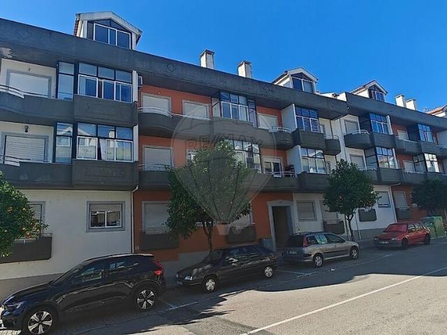 Apartamento T3 à venda em Repeses e São Salvador, Viseu RE/MAX Portugal