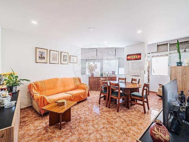 Apartamento T3 à venda em Rio de Mouro, Sintra RE/MAX Portugal