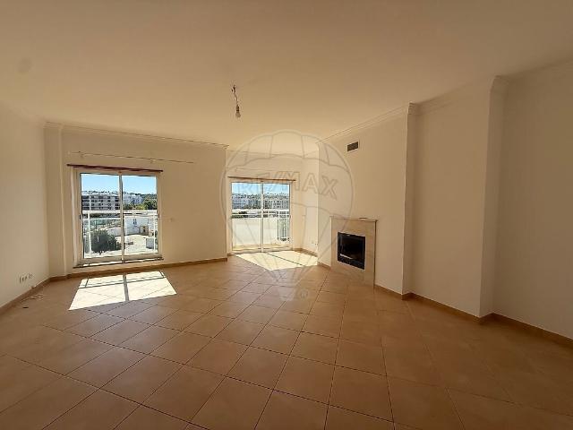 Apartamento T3 à venda em São Clemente, Loulé RE/MAX Portugal
