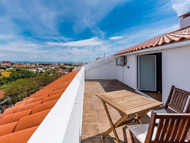 Apartamento T3 à venda em São Domingos de Rana, Cascais RE/MAX Portugal