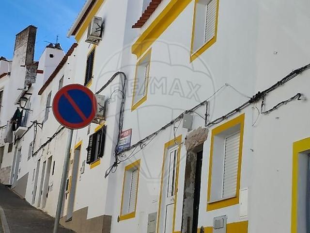 Apartamento T3 à venda em São João Batista, Campo Maior RE/MAX Portugal