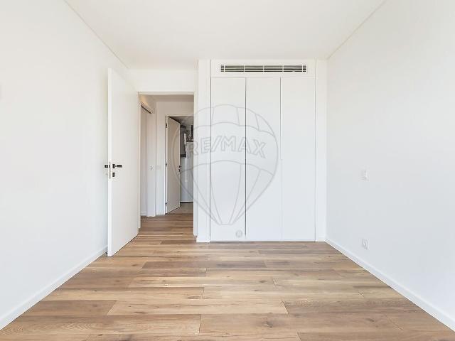 Apartamento T3 à venda em São Martinho do Porto, Alcobaça RE/MAX Portugal