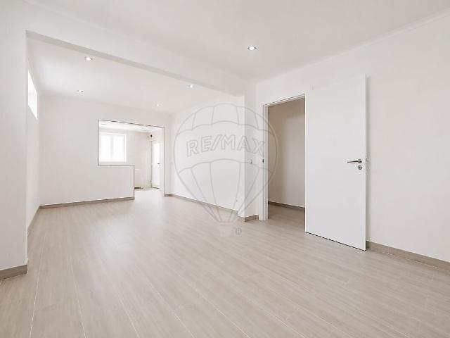 Apartamento T3 à venda em São Martinho do Porto, Alcobaça RE/MAX Portugal