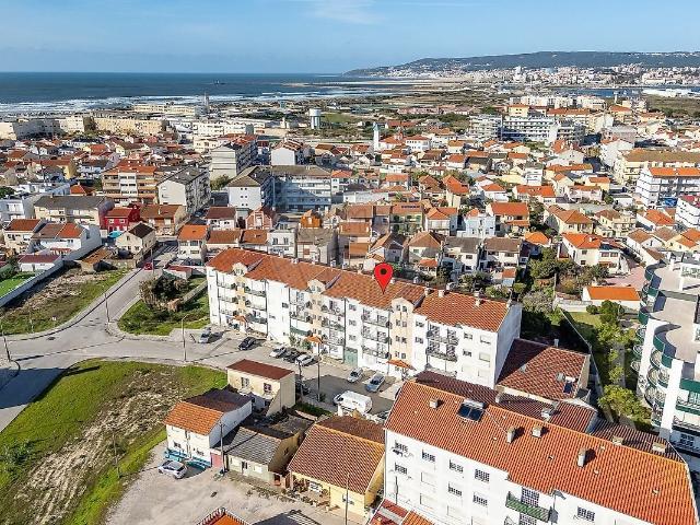 Apartamento T3 à venda em São Pedro, Figueira da Foz RE/MAX Portugal