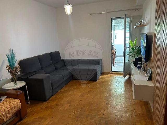 Apartamento T3 à venda em São Sebastião, Setúbal RE/MAX Portugal