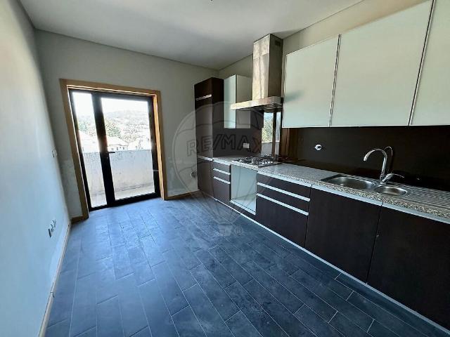 Apartamento T3 à venda em Salto, Montalegre RE/MAX Portugal