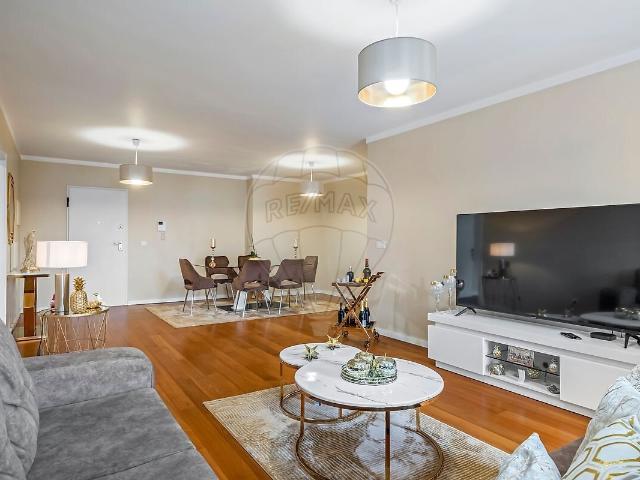 Apartamento T3 à venda em Santa Maria Maior, Funchal RE/MAX Portugal