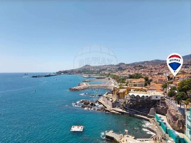 Apartamento T3 à venda em Santa Maria Maior, Funchal RE/MAX Portugal