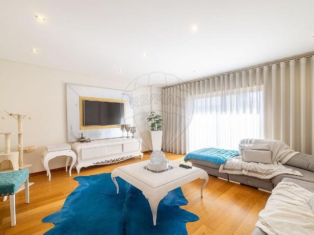Apartamento T3 à venda em Santa Maria da Feira, Travanca, Sanfins e Espargo, Santa Maria da Feira RE/MAX Portugal