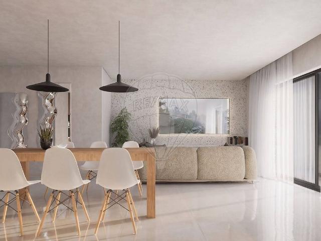 Apartamento T3 à venda em Santa Eufémia e Boa Vista, Leiria RE/MAX Portugal
