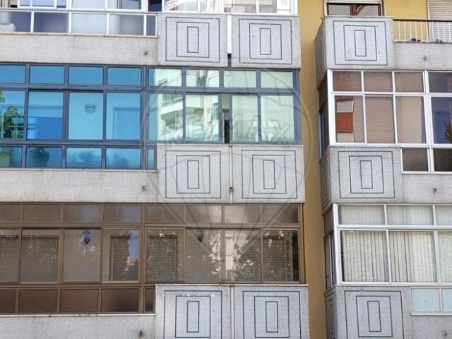 Apartamento T3 à venda em Santa Iria de Azoia, São João da Talha e Bobadela, Loures RE/MAX Portugal