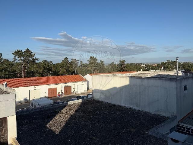 Apartamento T3 à venda em Santo André, Santiago do Cacém RE/MAX Portugal