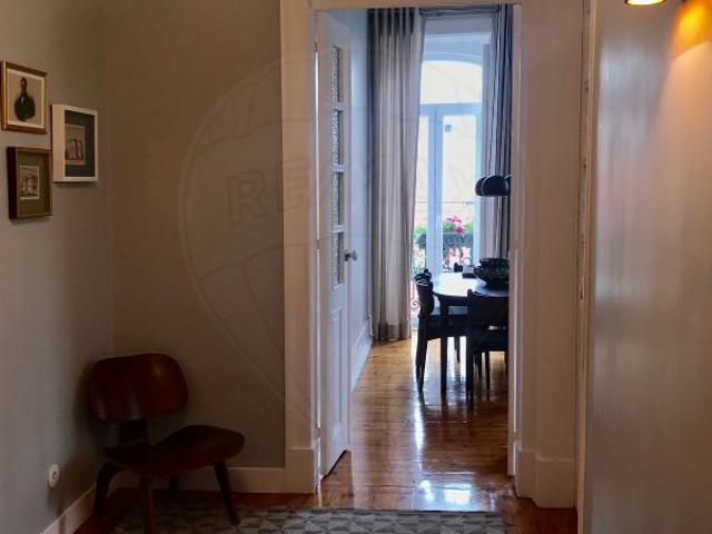 Apartamento T3 à venda em Santo António, Lisboa RE/MAX Portugal