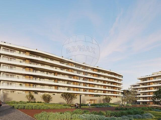 Apartamento T3 à venda em Seixal, Arrentela e Aldeia de Paio Pires, Seixal RE/MAX Portugal