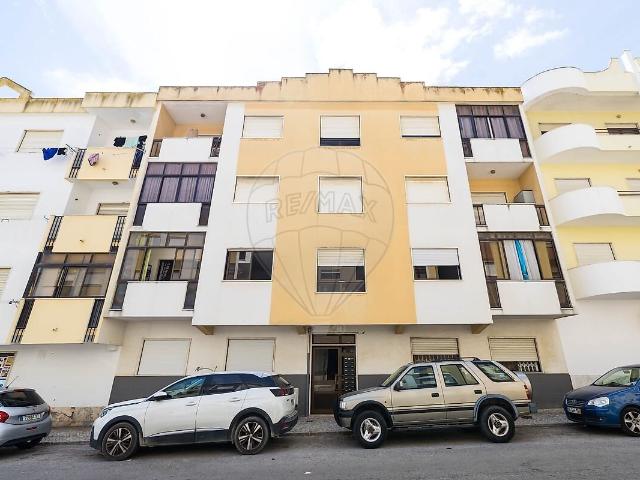 Apartamento T3 à venda em Seixal, Arrentela e Aldeia de Paio Pires, Seixal RE/MAX Portugal