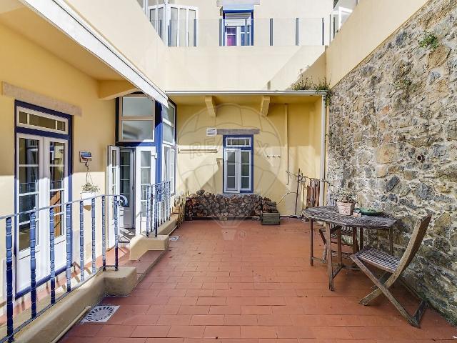 Apartamento T3 à venda em Sintra Santa Maria e São Miguel, São Martinho e São Pedro de Penaferrim, Sintra RE/MAX Portugal