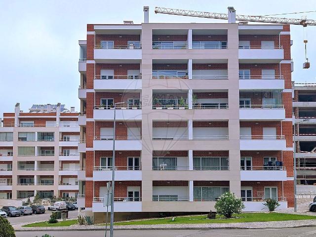 Apartamento T3 à venda em Tavarede, Figueira da Foz RE/MAX Portugal