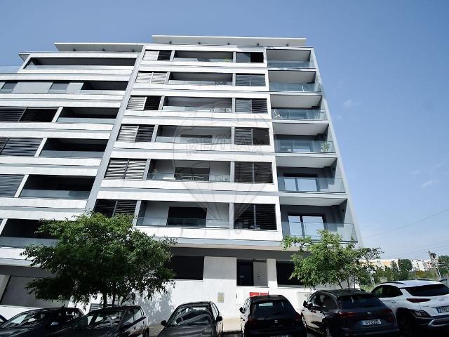 Apartamento T3 à venda em Venteira, Amadora RE/MAX Portugal