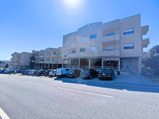 Apartamento T3 à venda em Vila Nova de Famalicão e Calendário, Vila Nova de Famalicão RE/MAX Portugal
