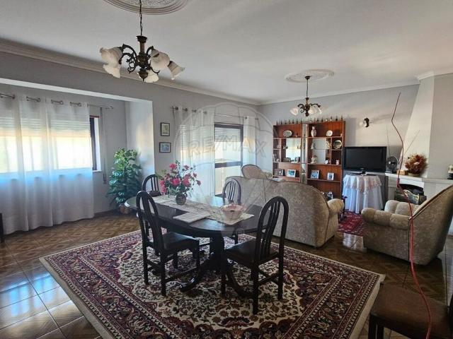 Apartamento T3 à venda em Vila Real