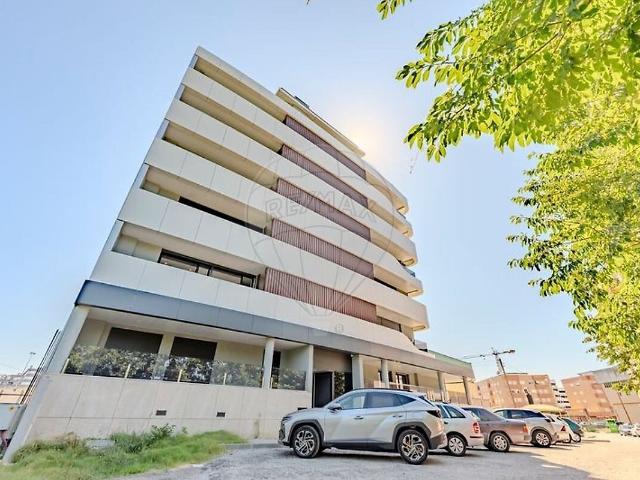 Apartamento T3 à venda em Vila Verde e Barbudo, Vila Verde RE/MAX Portugal
