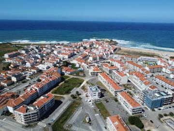 Apartamento T3 a 2 minutos da praia 98m² Atouguia Da Baleia