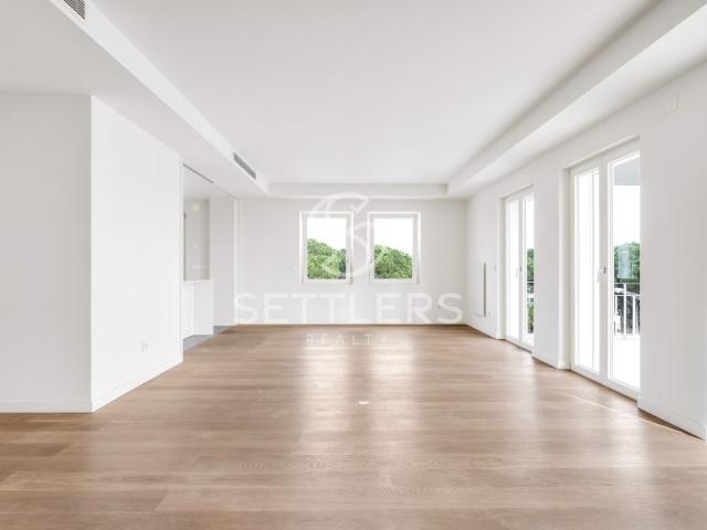 Apartamento T3 a 350 metros da Praia do Tamariz