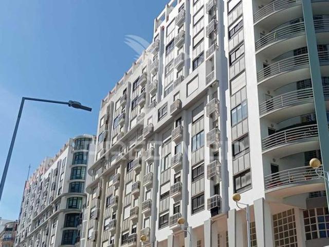Apartamento t3 | algueirão mem martins | a estrear