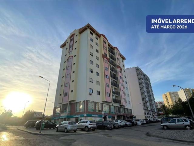 Apartamento T3 em Setúbal com Vista e Varanda