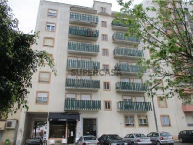Apartamento T3 Imóvel ocupado não disponível para visitas