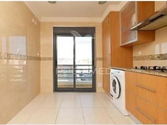 Apartamento t3 arrendamento grândola